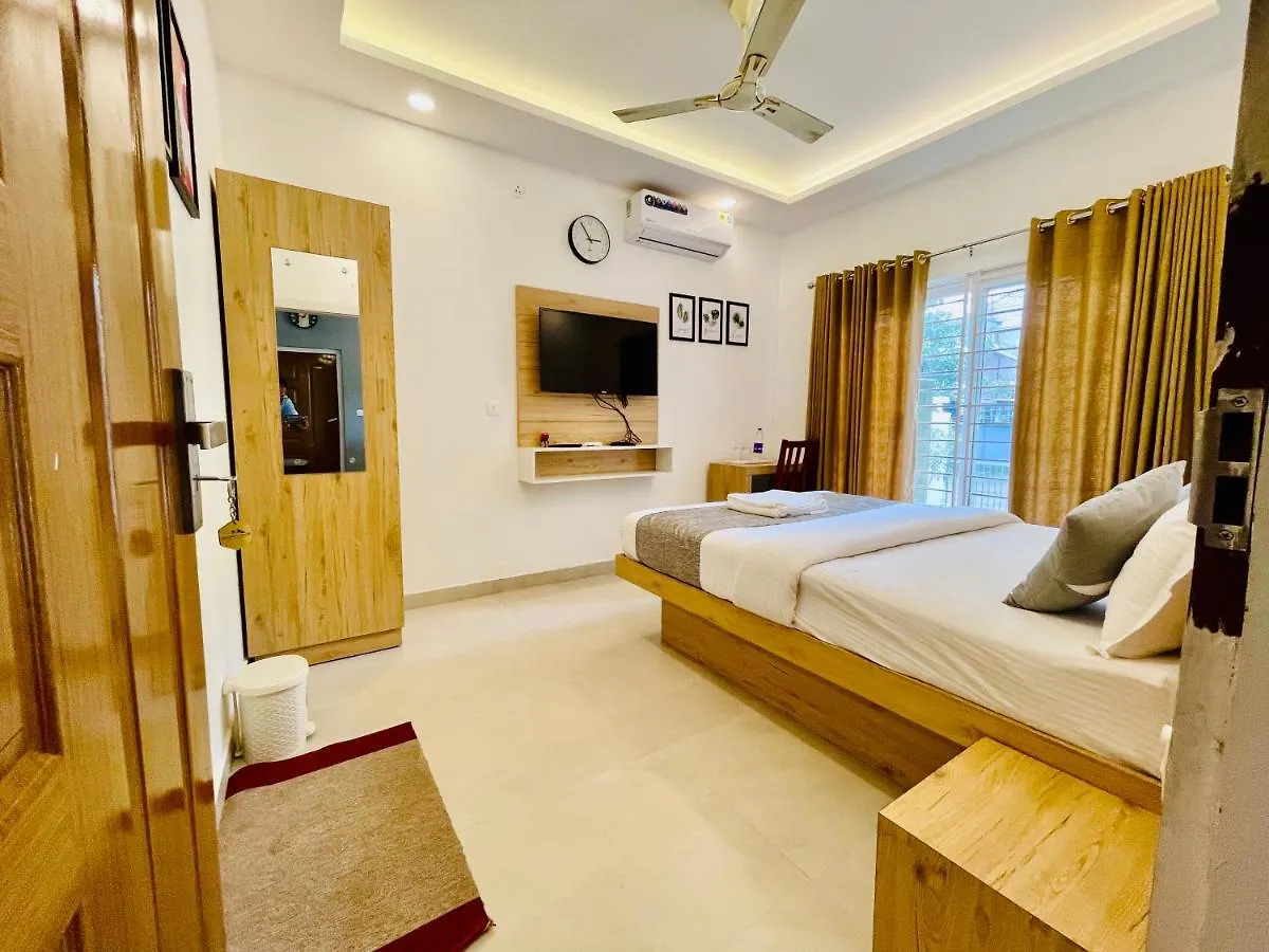 Hotel Oceana Hills Residency Alappuzha